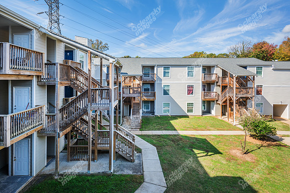 5616-farm-pond-ext6460