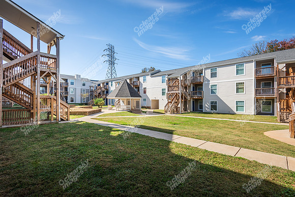 5616-farm-pond-ext6430