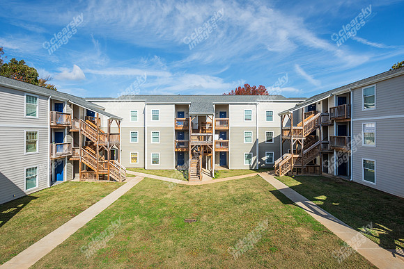 5616-farm-pond-ext6502