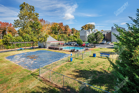 5616-farm-pond-ext6604