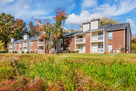 6401-woodbend-ext6835