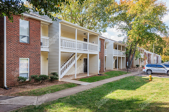 6401-woodbend-ext6871