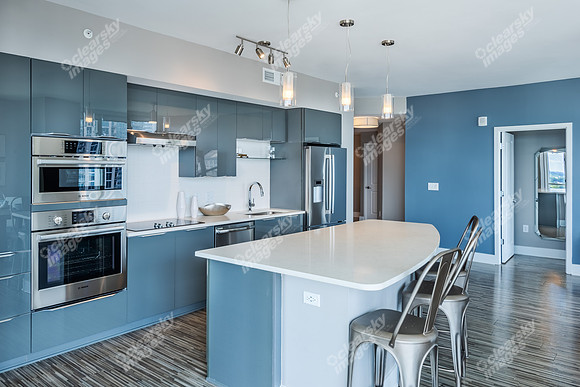 225-s-poplar-int-1650