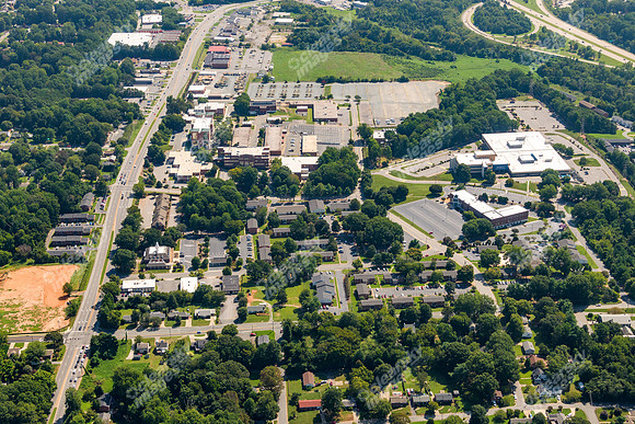 1010-oak-grove-air-6186