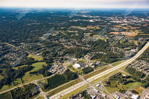 5400-docia-crossing-air-1181