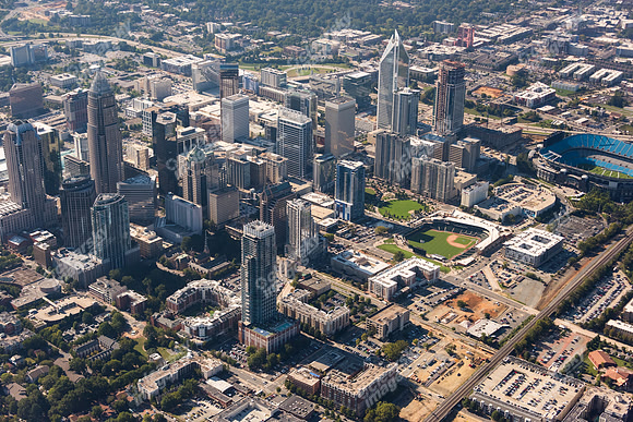 uptown-clt-cbd-100418-1546