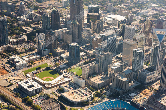uptown-clt-cbd-100418-1559