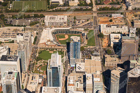 uptown-clt-cbd-100418-1568