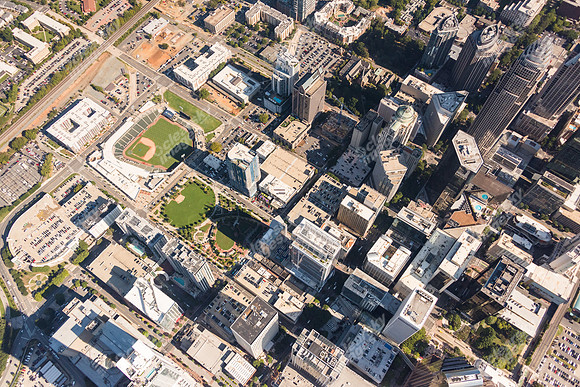 uptown-clt-cbd-100418-1623