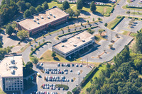201-regency-exec-park-air-1673
