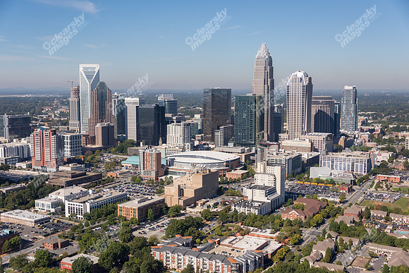 uptown-clt-cbd-101918-1937