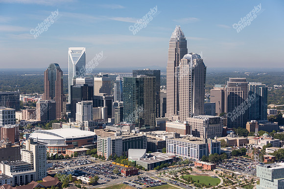 uptown-clt-cbd-101918-1940