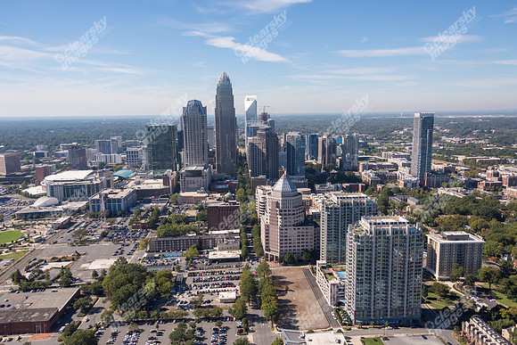 uptown-clt-cbd-101918-1951