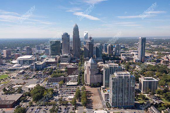 uptown-clt-cbd-101918-1953