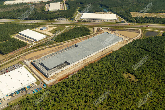 401-trade-center-pkwy-air-6958