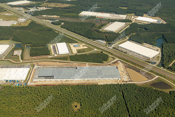 401-trade-center-pkwy-air-6985