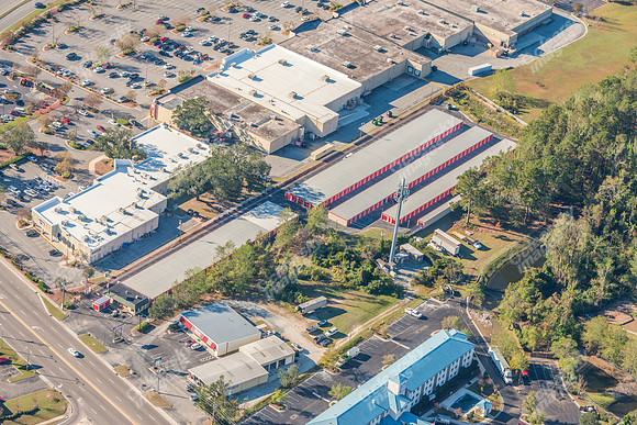 5135-market-air-0427