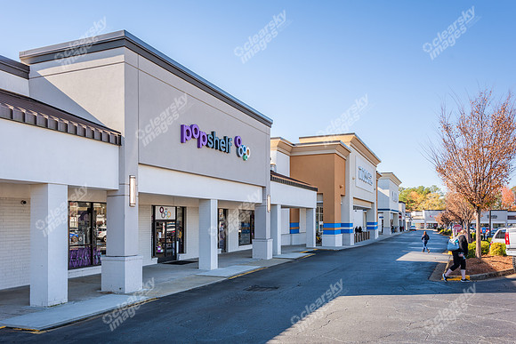649-holcomb-ext-tri4904