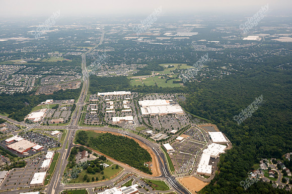rivergate-shopping-center-081614-462