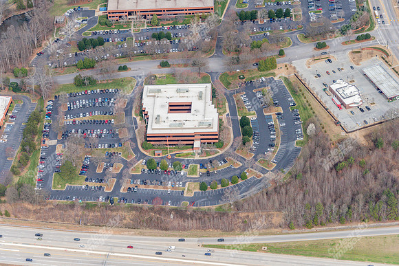 201-651-brookfield-pkwy-air-2885