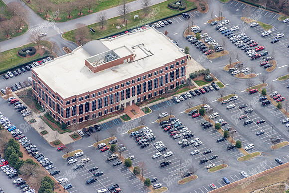 201-651-brookfield-pkwy-air-2909