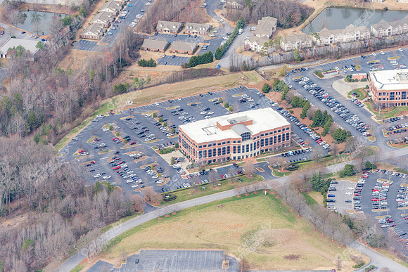 201-651-brookfield-pkwy-air-2949