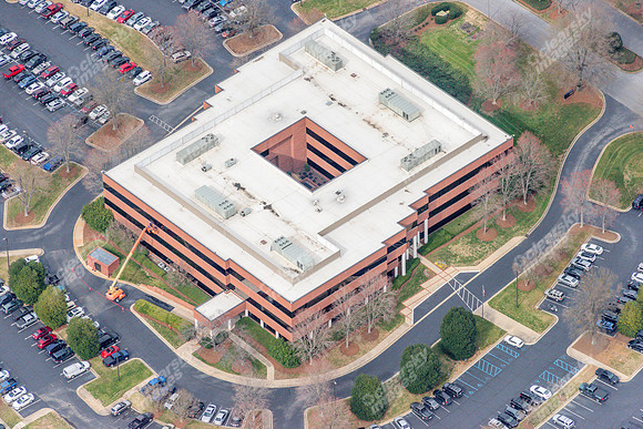 201-651-brookfield-pkwy-air-2954