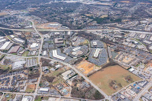201-651-brookfield-pkwy-air-2981