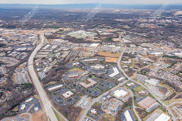 201-651-brookfield-pkwy-air-2999