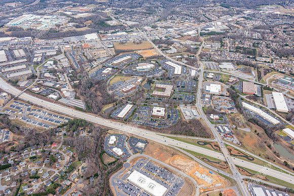 201-651-brookfield-pkwy-air-3009