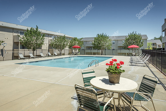 cypress-run-columbia-apts-ext-4637