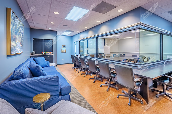 10100-park-cedar-int2555