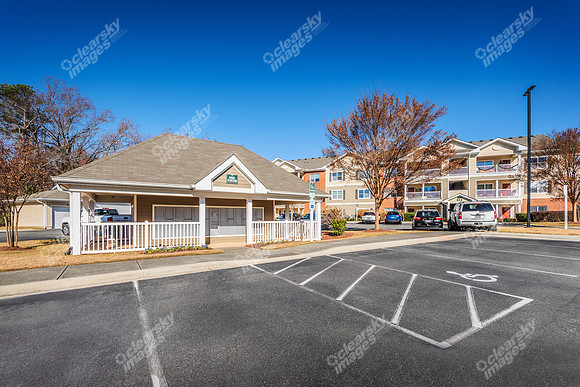 1000-broadstone-ext7847
