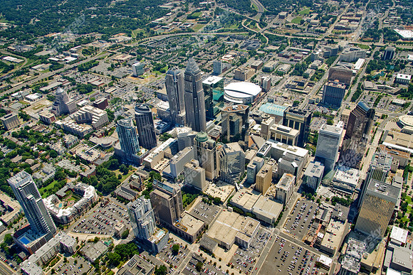 charlotte-uptown-cbd-air-081111-581