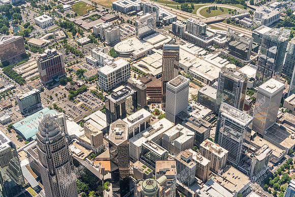 clt-cbd-043125-air4442