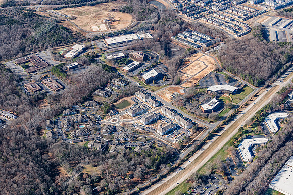 4828-parkway-air0317