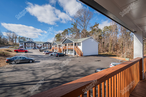 1501-old-salisbury-ext01359