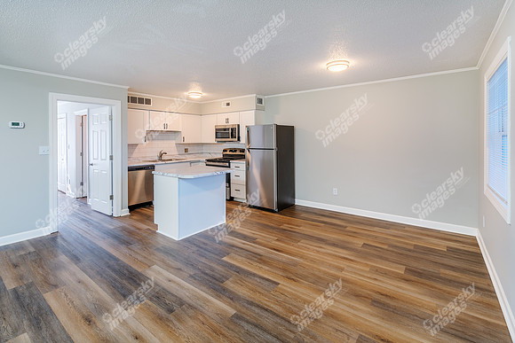 380-9th-ave-int01419