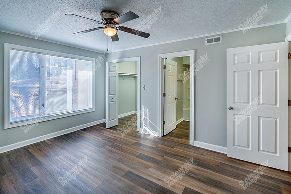 380-9th-ave-int01449