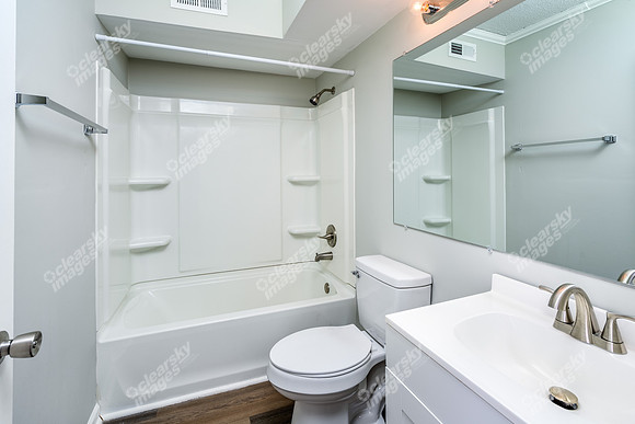 380-9th-ave-int01469