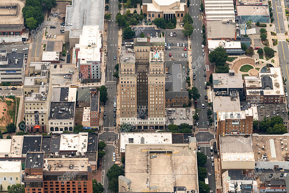 310-w-4th-air-5357