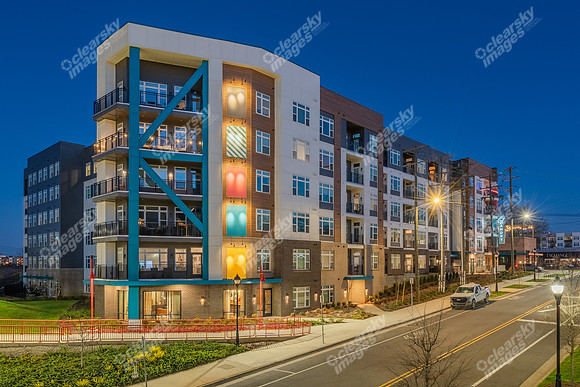 423-e-36th-twi03872