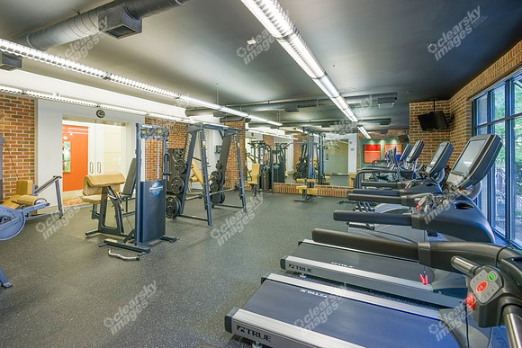 lofts-at-lakeview-int-2533