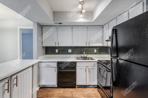 7200-wallace-int6153