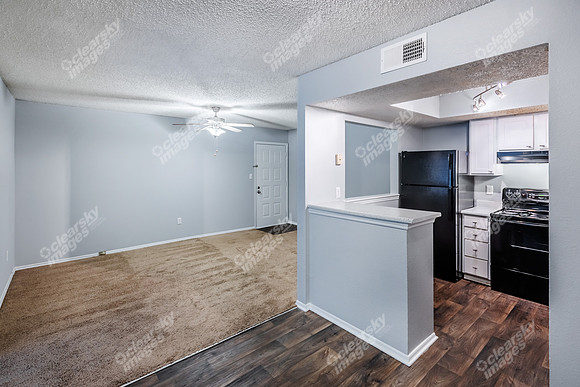 7200-wallace-int6238