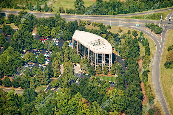 coliseum-centre-air-395