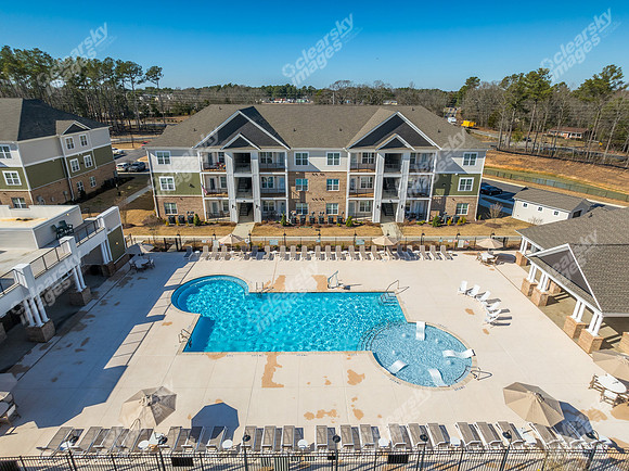 1002-s-pointe-drn0341