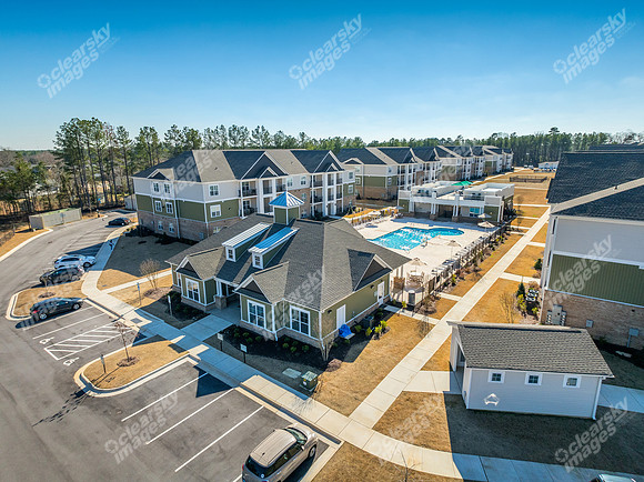 1002-s-pointe-drn0365