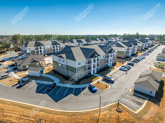 1002-s-pointe-drn0377