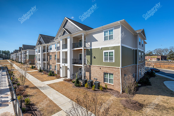 1002-s-pointe-ext5232